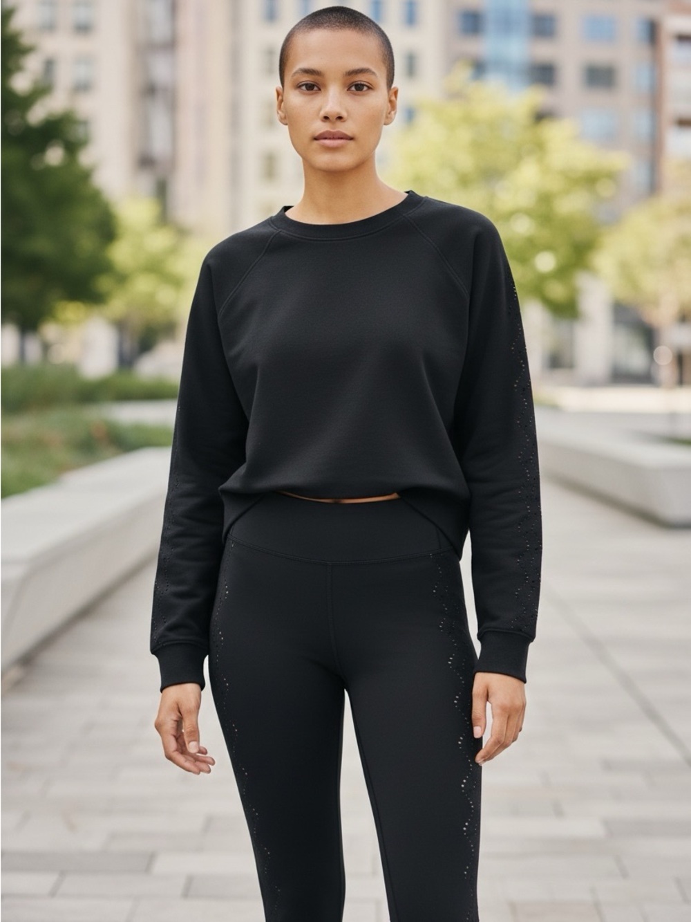 Ultracor Black Leggings and Sweatshirt Set Size as